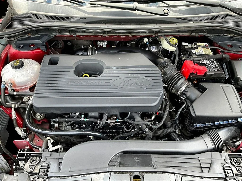 Used 2020 Red Ford SEL image 33