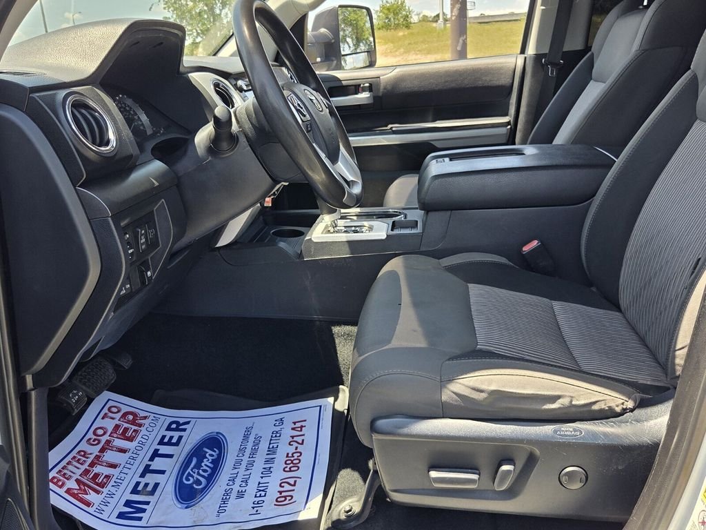 2017 Toyota Tundra SR5 - Photo 5