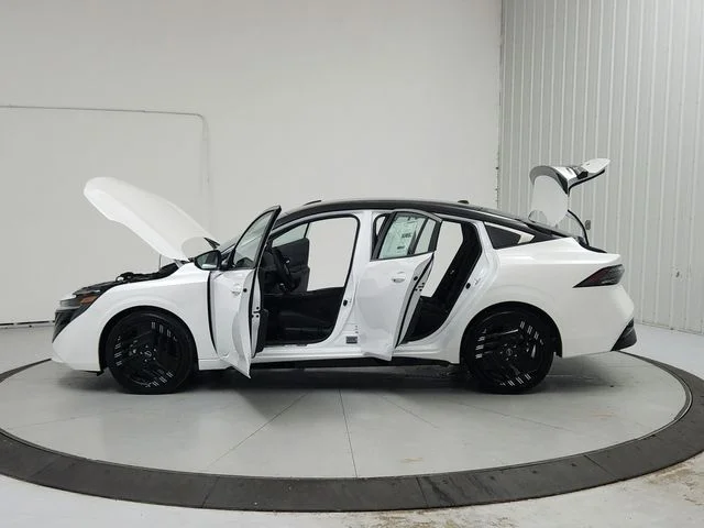 New 2026 White Nissan SR image 12