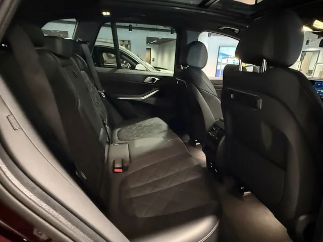 Certified Used 2024 Ametrin Metallic BMW xDrive40i image 27