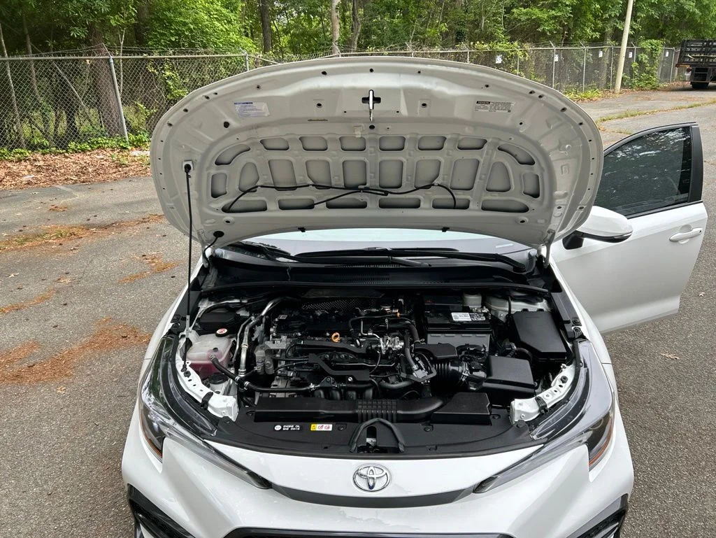 Used 2022 White Toyota SE image 11