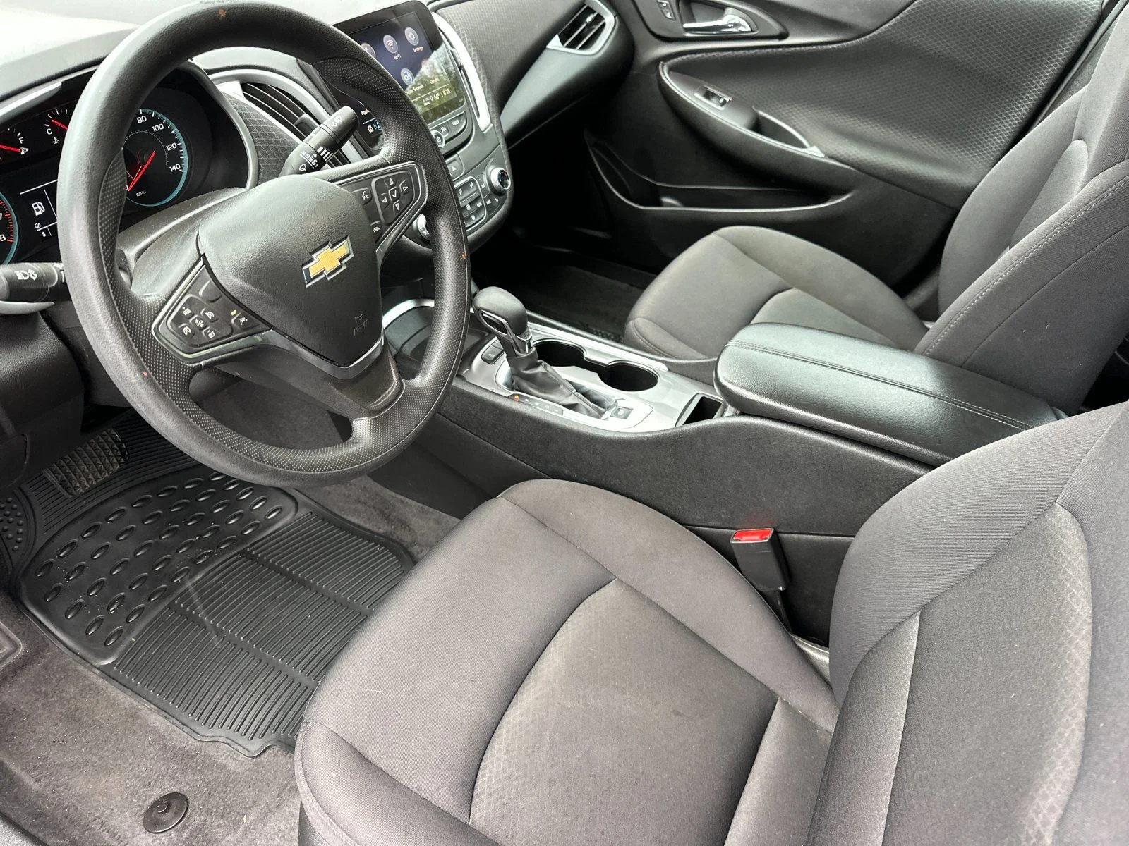 2024 Chevrolet Malibu 1LT - Photo 10