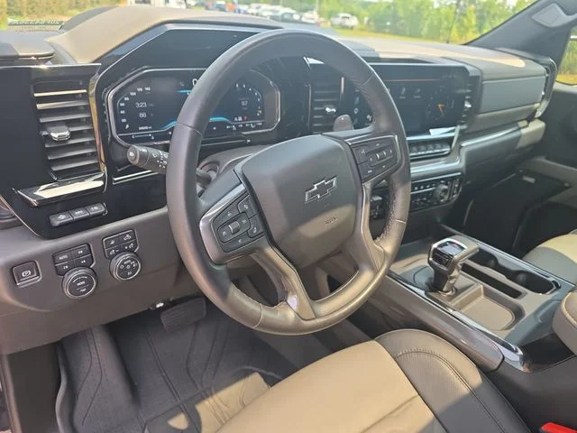 Used 2023 Gray Chevrolet ZR2 image 16