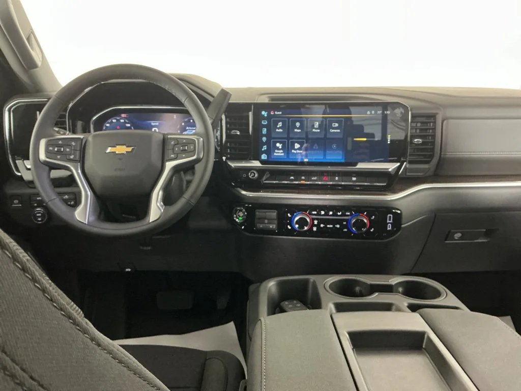 New 2026 White Chevrolet LT image 14
