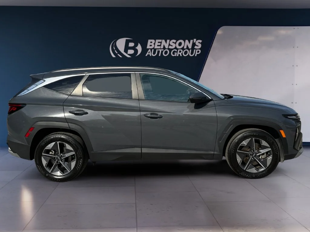 Used 2025 Gray Hyundai SEL image 6