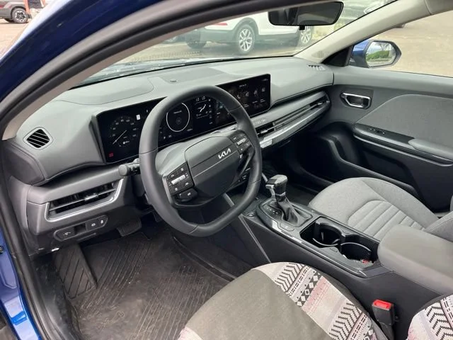 Certified Used 2025 Deep Sea Blue Kia EX image 17
