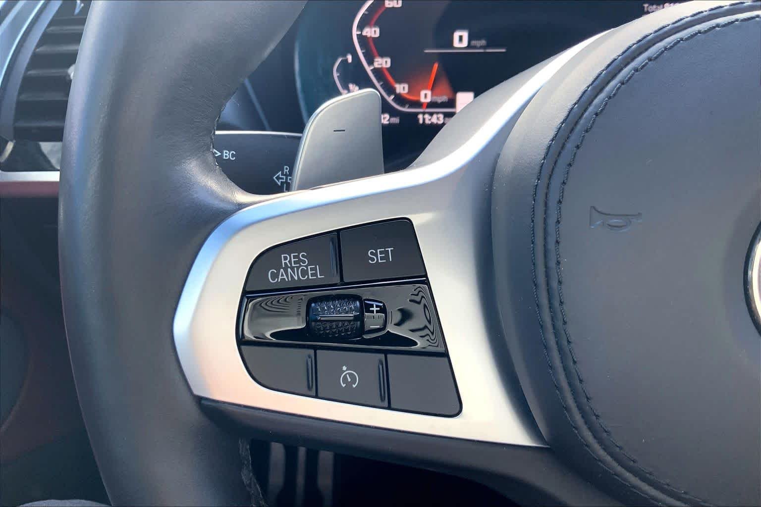 Used 2021 Alpine White BMW M40i image 23