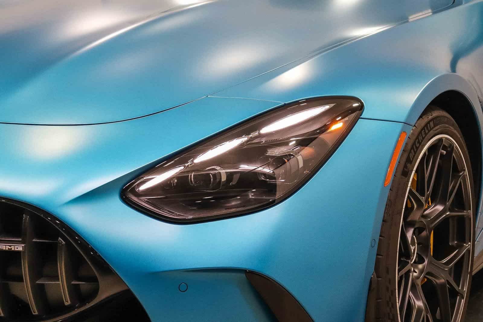 New 2026 MANUFAKTUR Hyper Blue Magno Mercedes-Benz AMG® GT 55 image 7