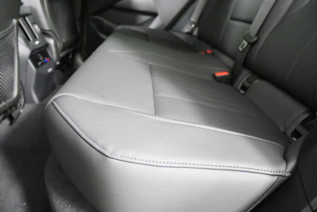 Used 2026 Dune Grey Metallic BMW 30 xDrive image 15