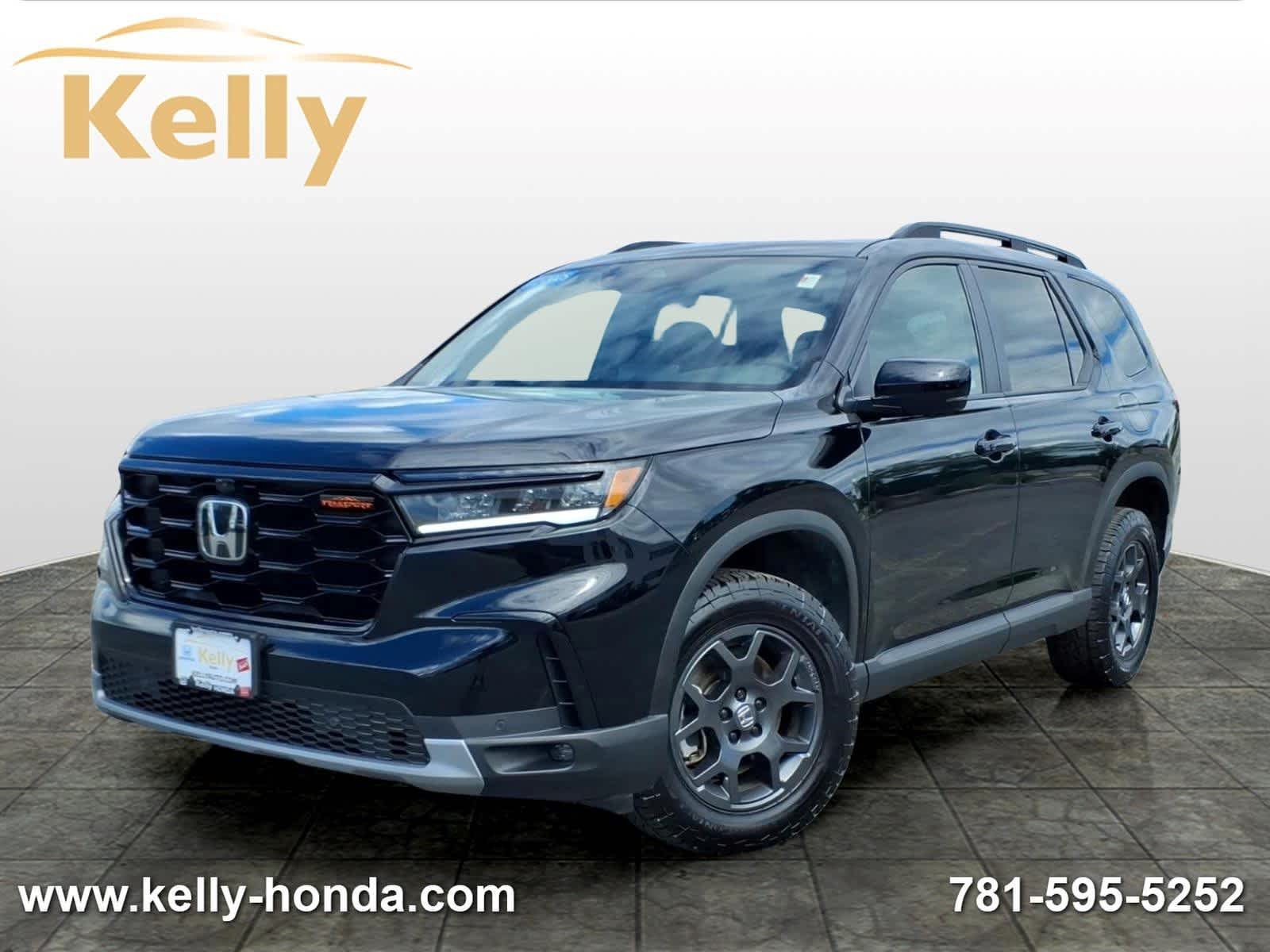 2025 Honda Pilot TrailSport AWD's photo