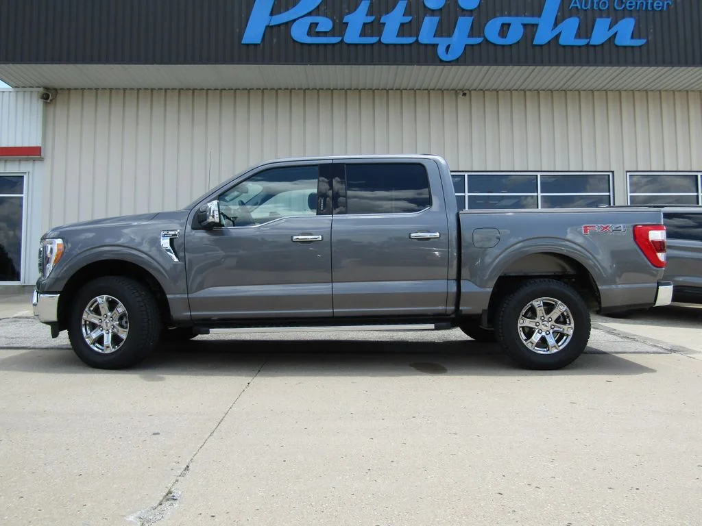 Used 2021 Gray Ford Lariat image 11