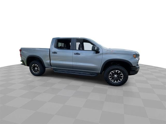2023 Chevrolet Silverado 1500 ZR2, photo 2 of 12