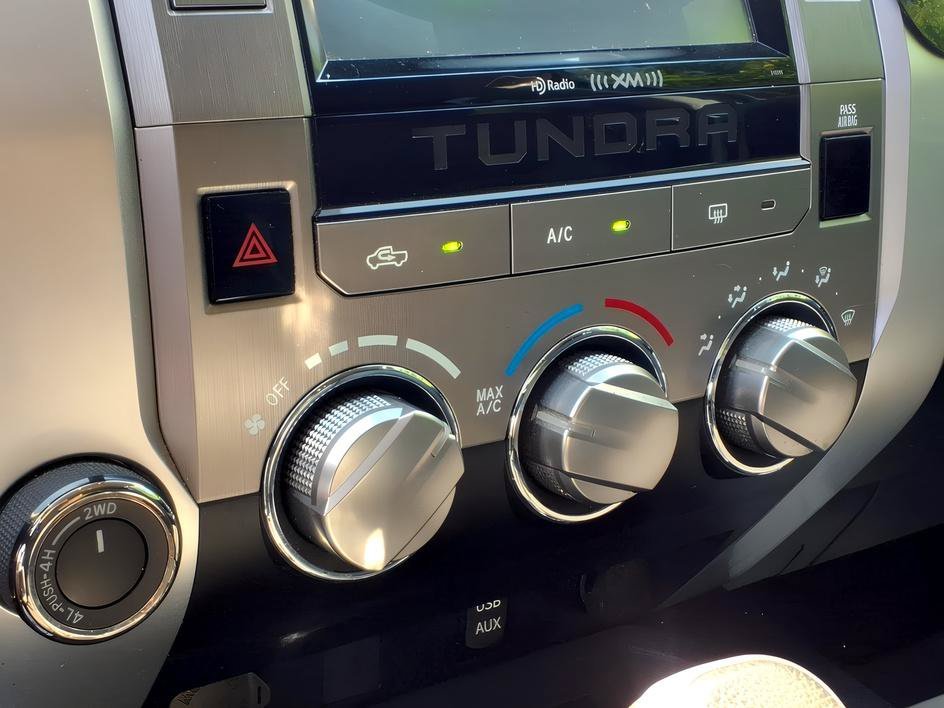 Used 2024 Lunar Rock Toyota Limited image 33