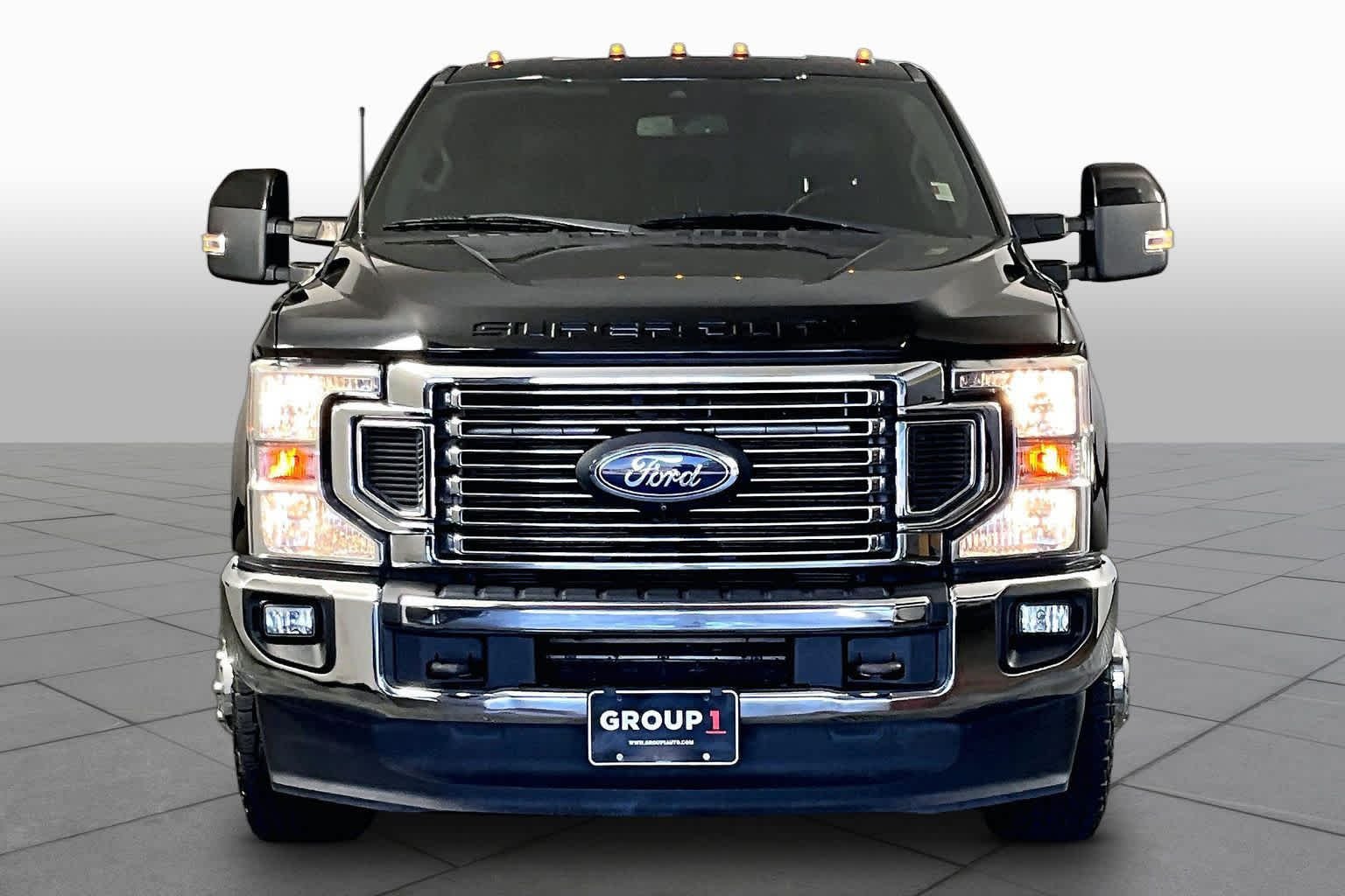 Used 2021 Agate Black Ford LARIAT image 4