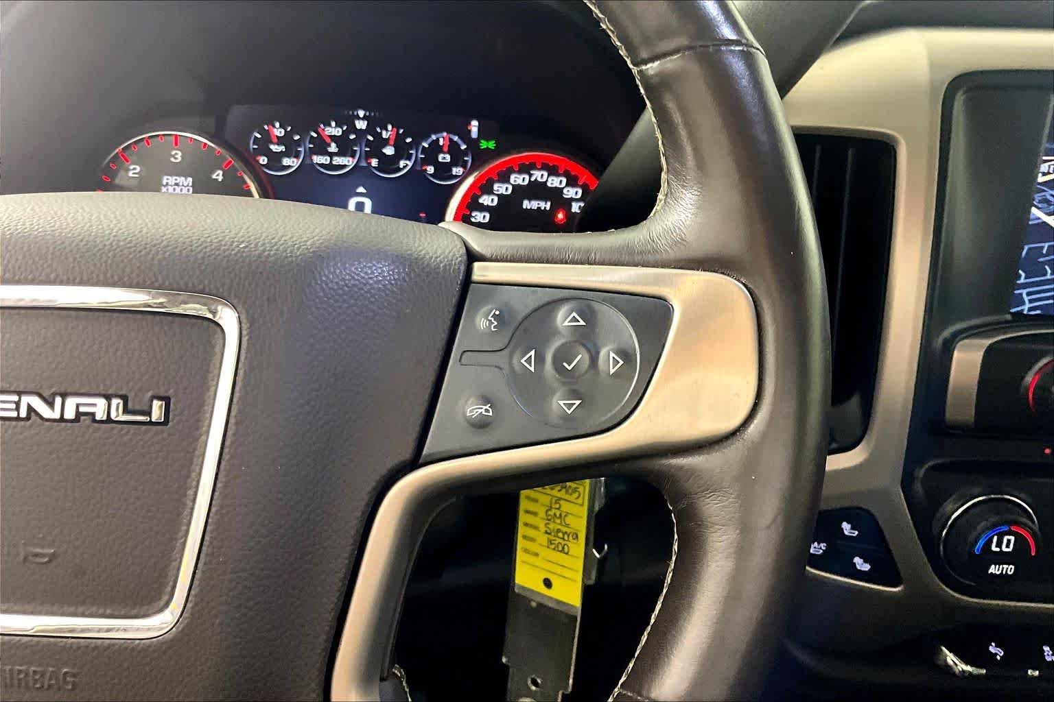 Used 2015 IRIDIUM METALLIC GMC Denali image 23