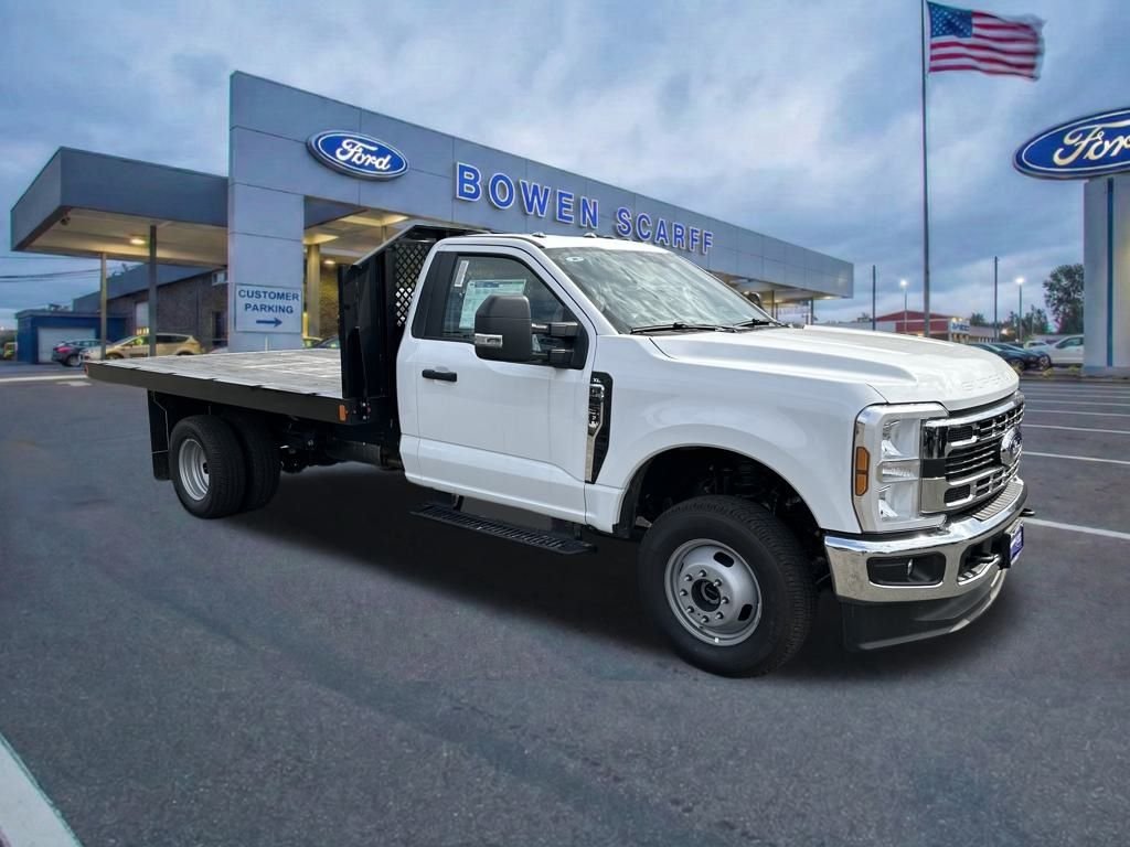 2025 Ford F-350 Super Duty Chassis Cab XL - Photo 7