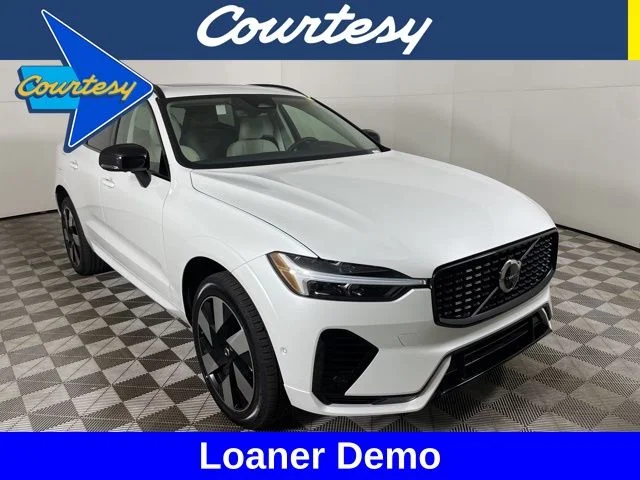 Certified Used 2025 Crystal White Volvo Plus image 1
