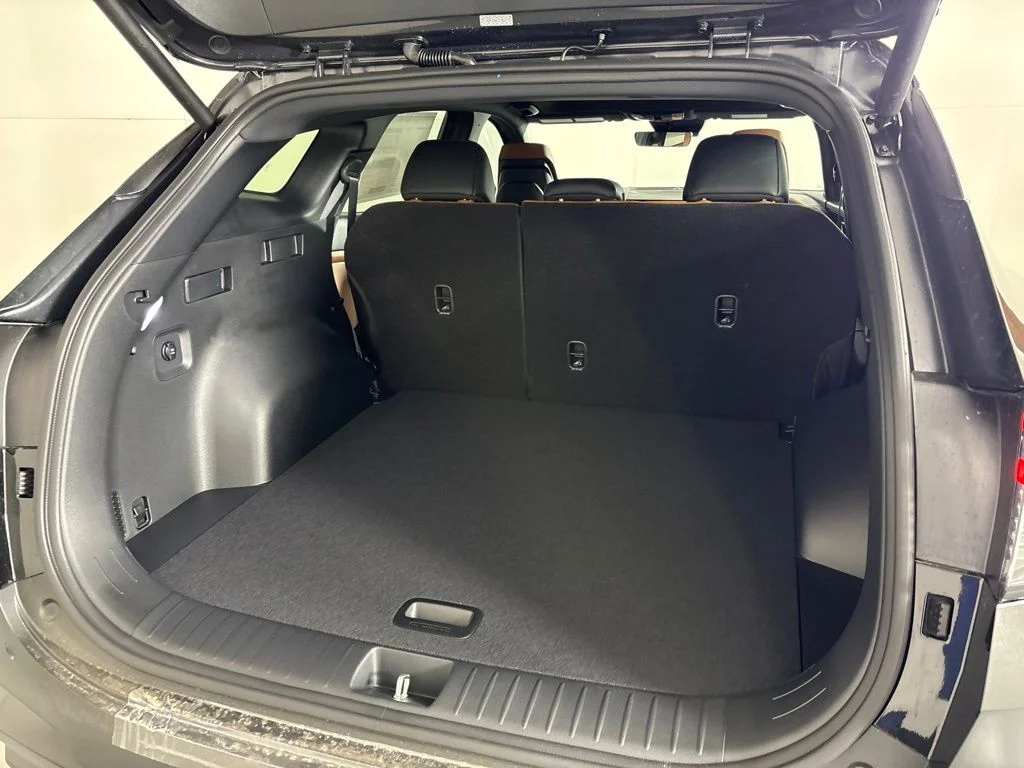 New 2027 Black Kia X-Line image 20