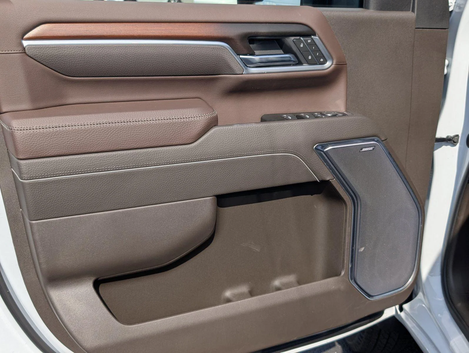 New 2026 Glacier White Tricoat GMC Denali DRW image 15