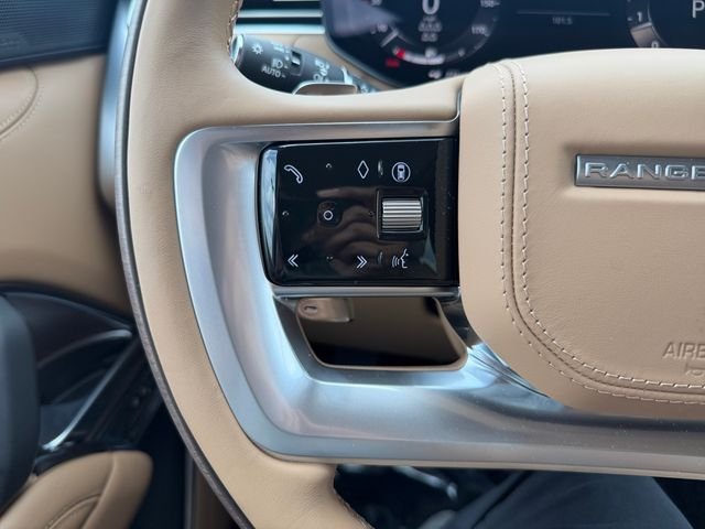 New 2026 Santorini Black Land Rover SE image 21