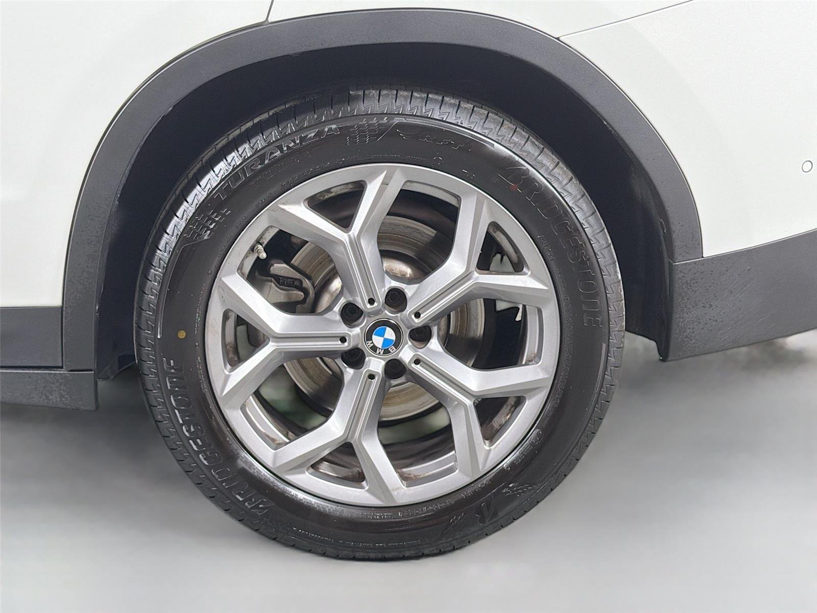 Certified Used 2023 Alpine White BMW sDrive30i image 28
