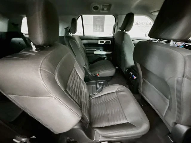 Used 2021 Black Ford XLT image 27
