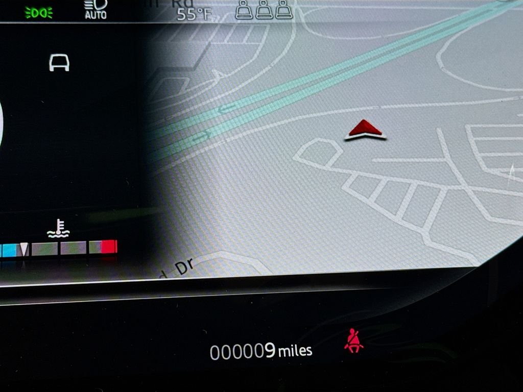 New 2026 Borasco Grey Land Rover Dynamic SE image 13