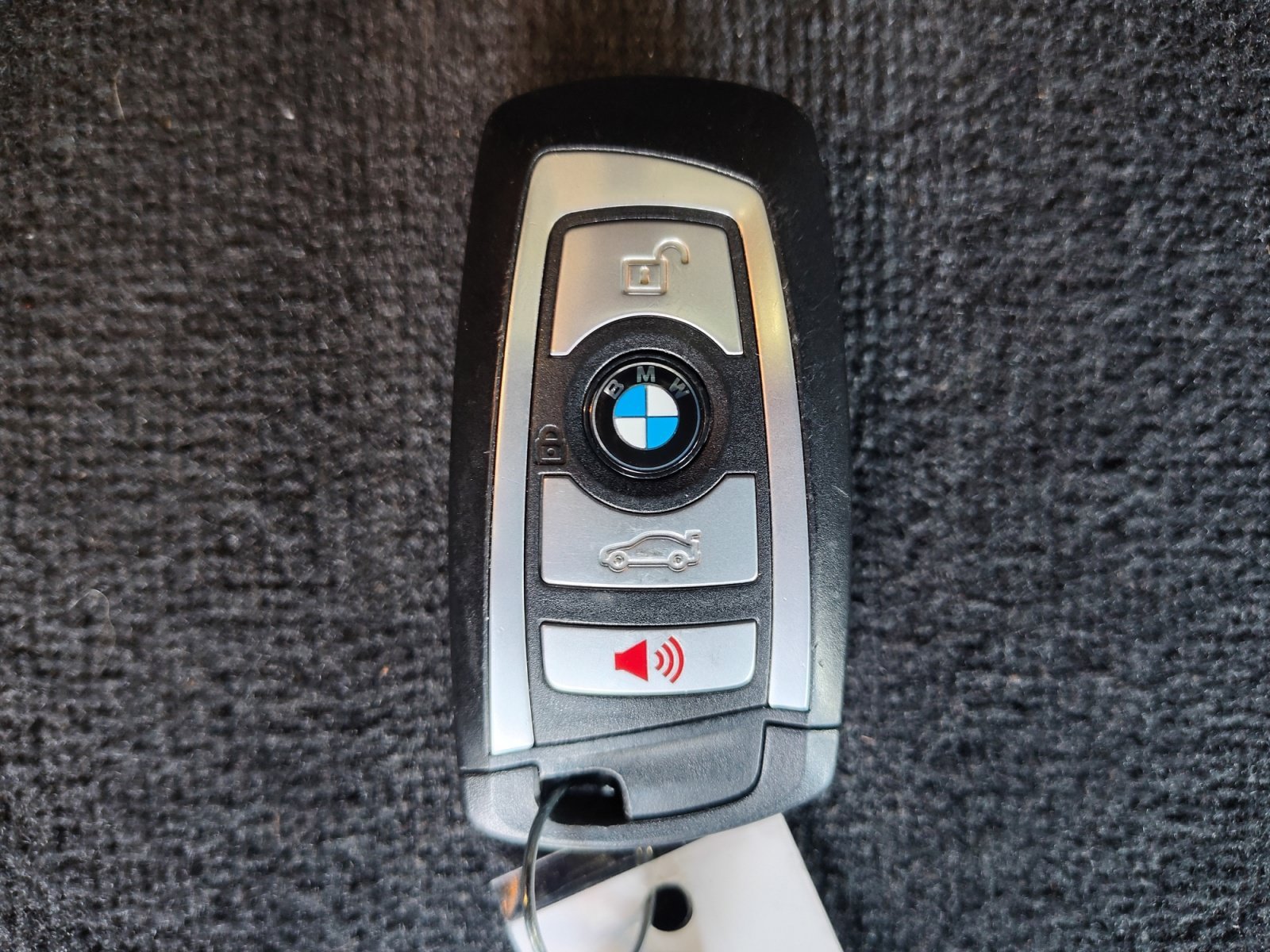 Used 2018 Alpine White BMW xDrive28i image 29
