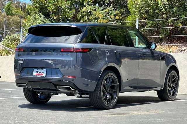 New 2026 Varesine Blue Land Rover Dynamic SE image 5
