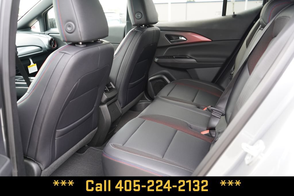 2025 Chevrolet Equinox EV RS - Photo 30