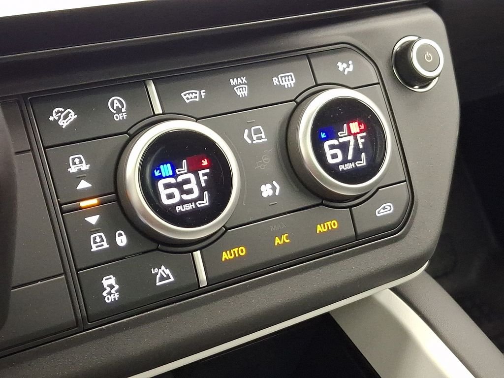 New 2026 Fuji White LAND ROVER X-Dynamic SE image 13
