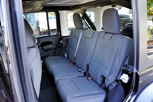New 2026 Black Clear-Coat Exterior Paint Jeep Sport S image 21
