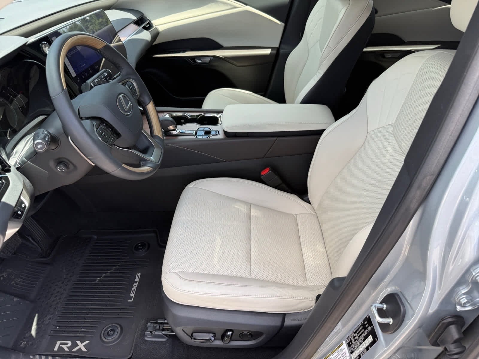 Used 2023 Iridium Lexus Premium image 10