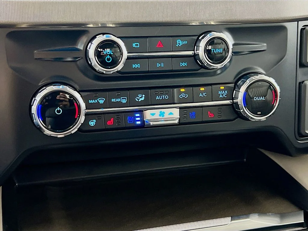 New 2026 Avalanche Ford Platinum image 9