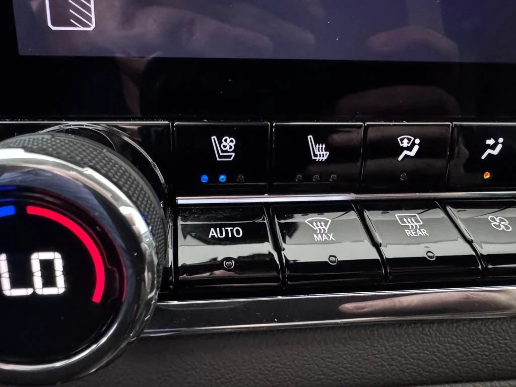 2025 Chevrolet Colorado ZR2 - Photo 24