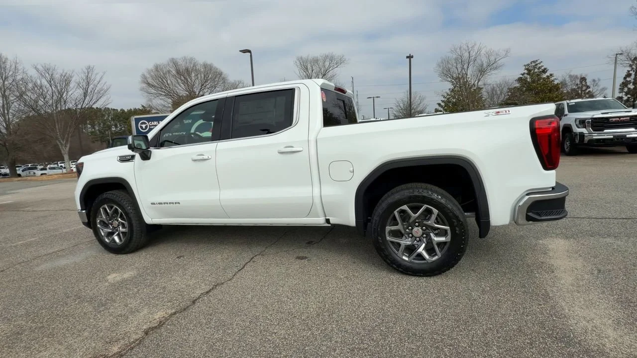 New 2026 Summit White GMC SLE image 6