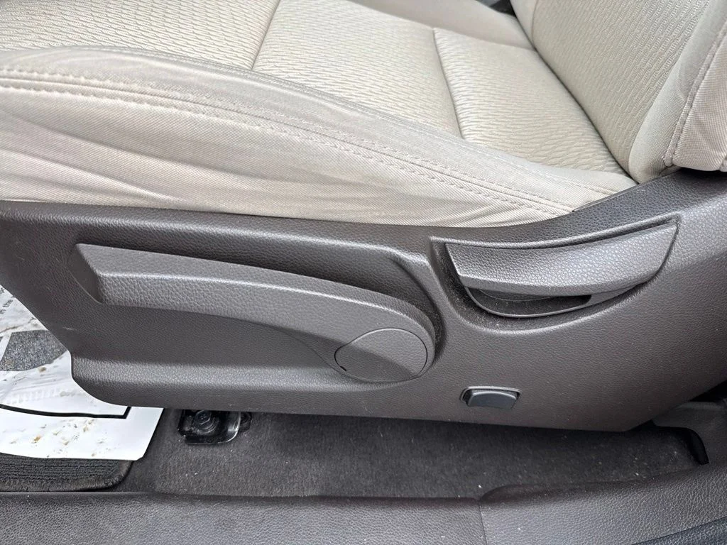 Used 2017 Copper Hyundai 2.4 Base image 20
