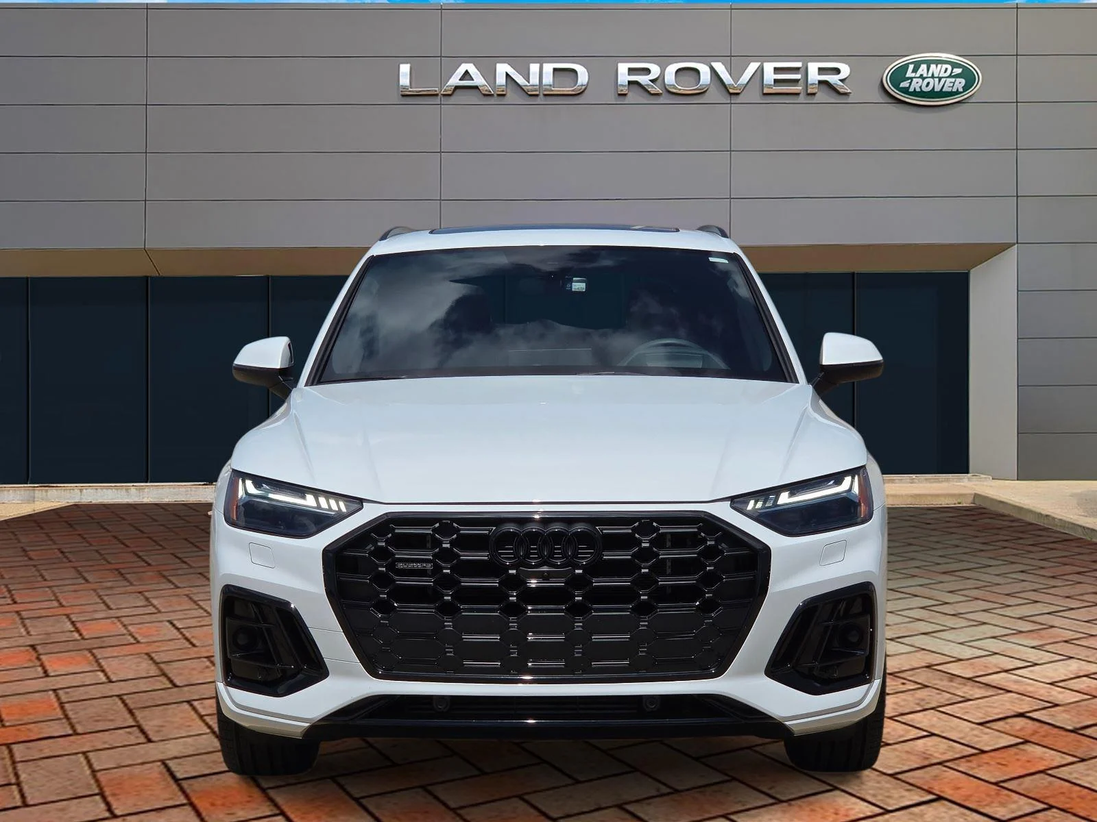 Used 2024 Glacier White Metallic Audi S line Prestige image 2
