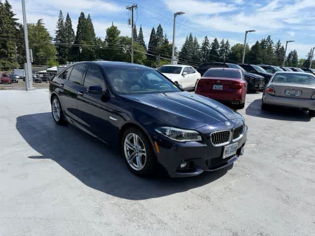 Used 2014  BMW 528i xDrive image 3