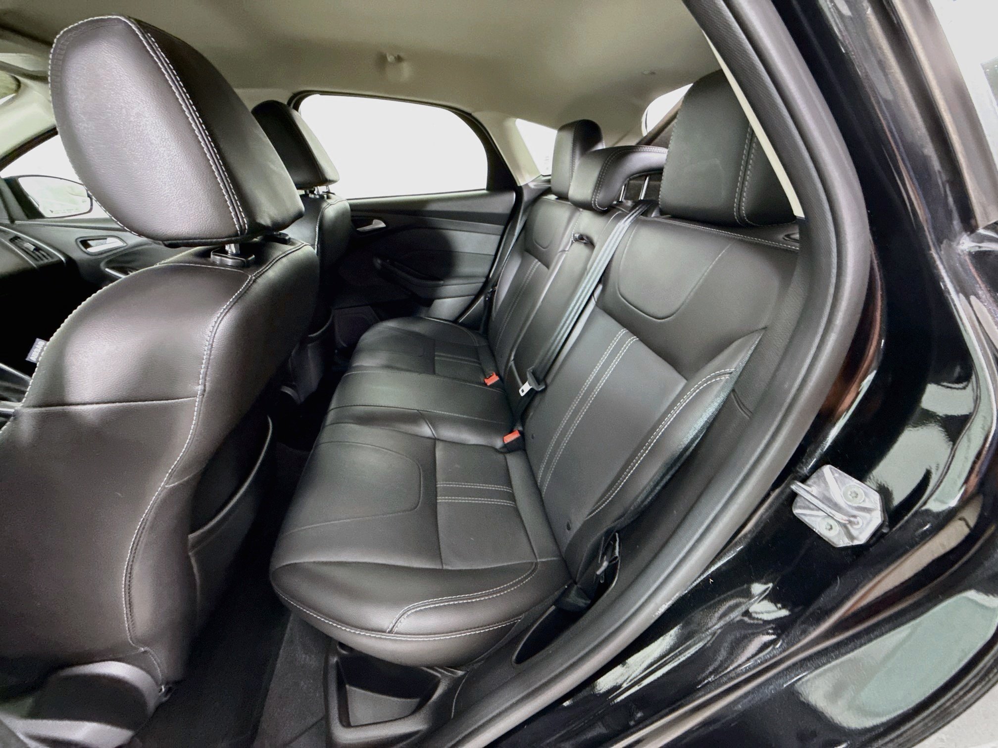 Used 2014 Tuxedo Black Metallic Ford Titanium image 23