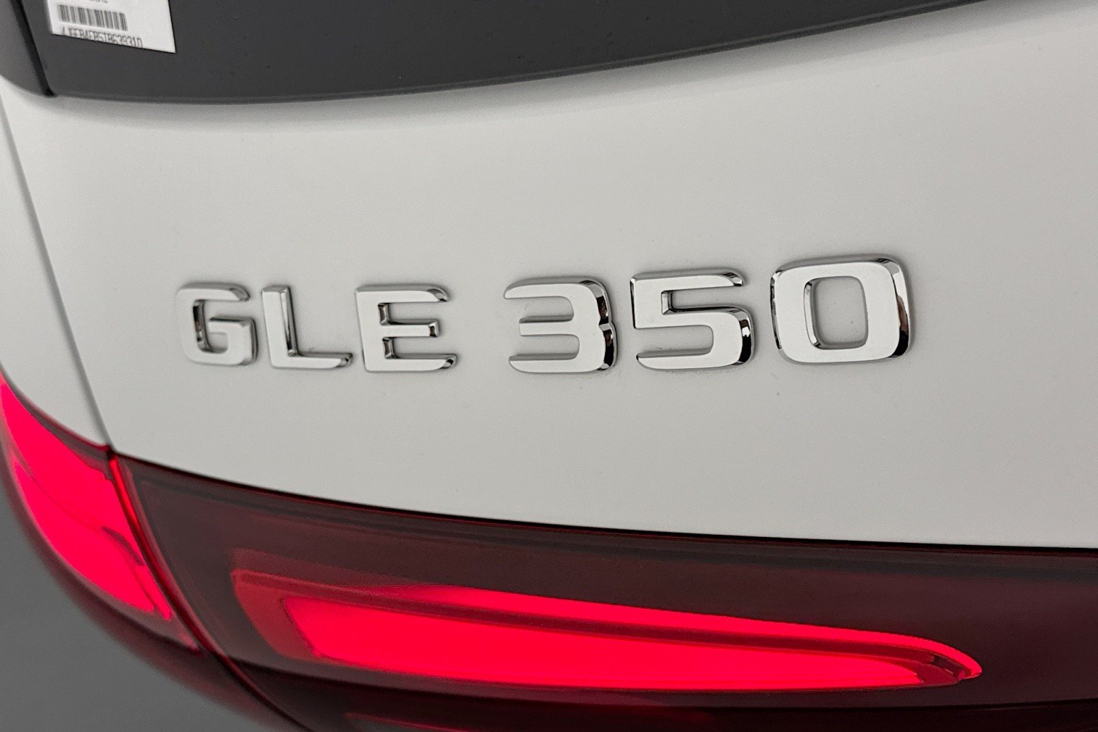 New 2026 Polar White Mercedes-Benz GLE 350 SUV image 8