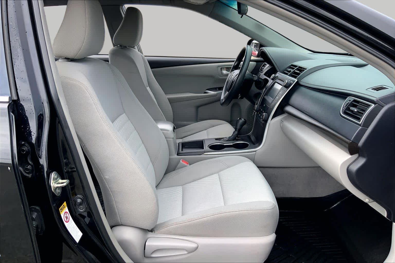 Used 2015 Attitude Black Toyota LE image 9