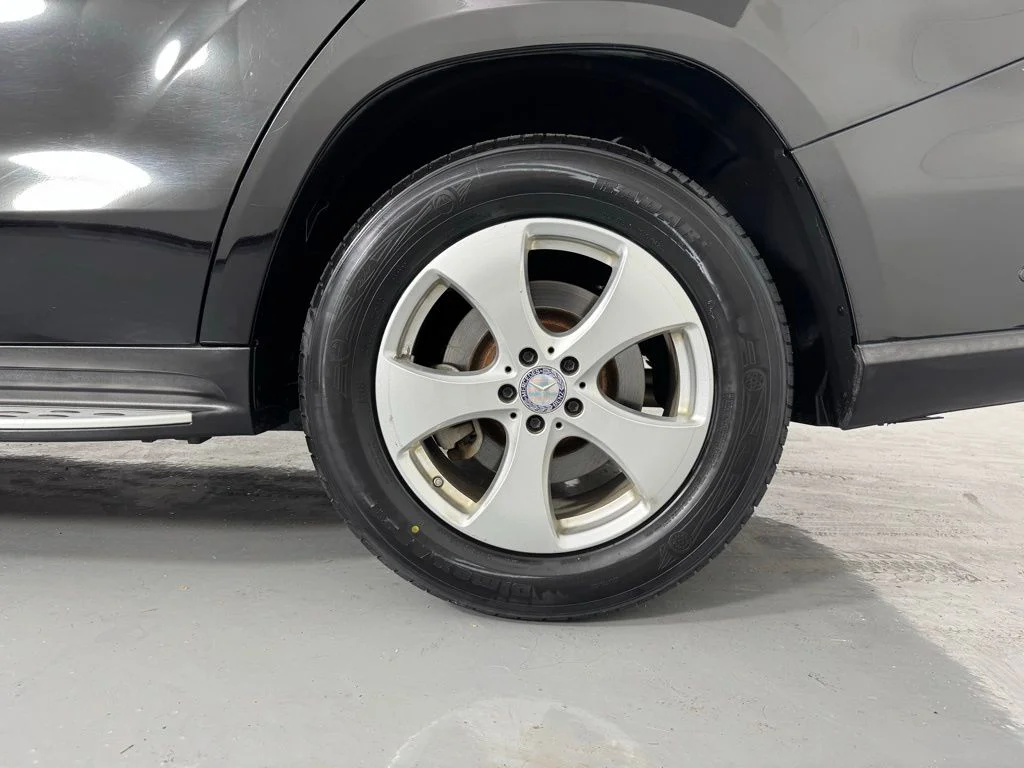 Used 2017 Black Mercedes-Benz GLS 450 image 25