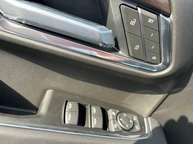 2026 GMC Sierra 1500 SLT - Photo 13