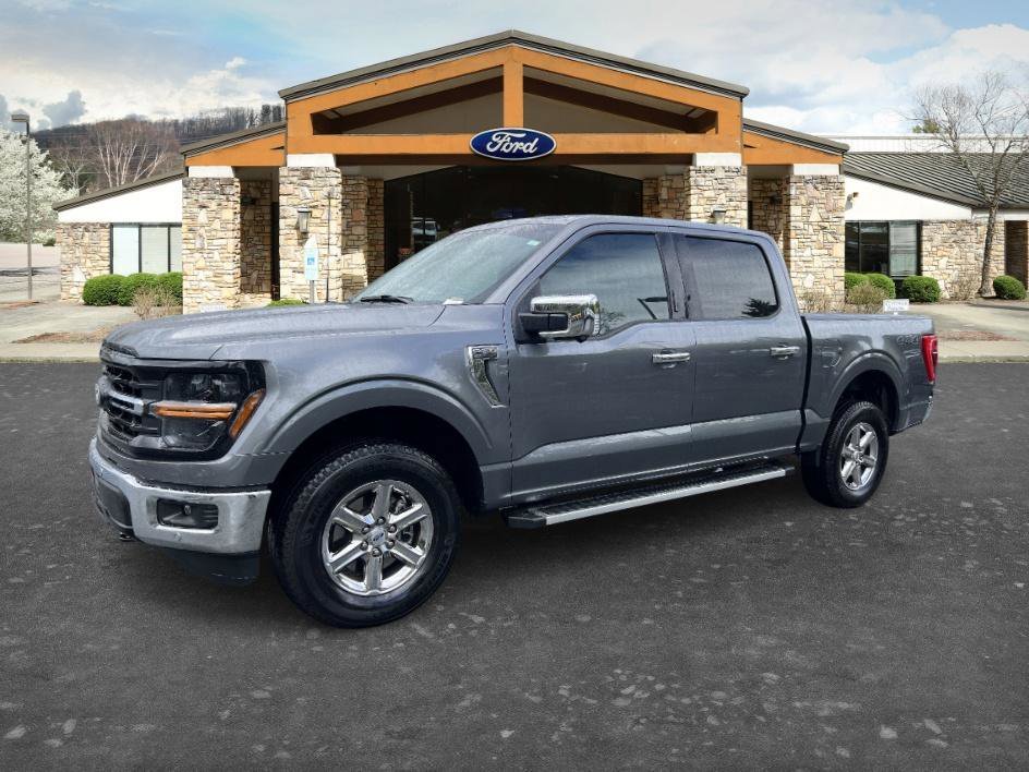 Used 2024 Gray Metallic Ford XLT image 1