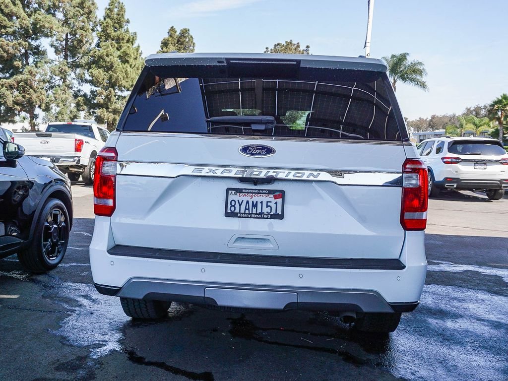 Used 2021 White Ford XL image 6
