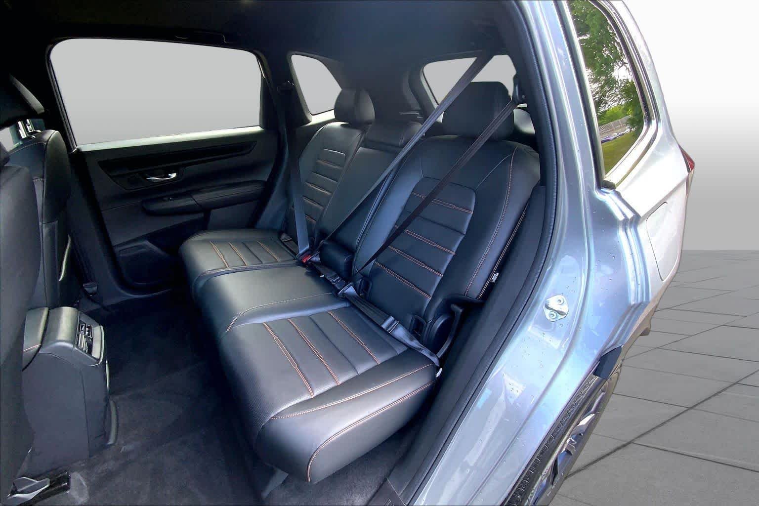 Used 2024 Lunar Silver Metallic Honda Sport-L image 21