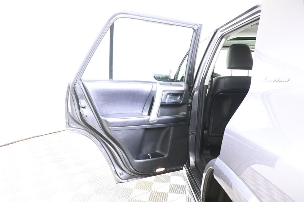 Used 2018 Magnetic Gray Metallic Toyota Limited image 34