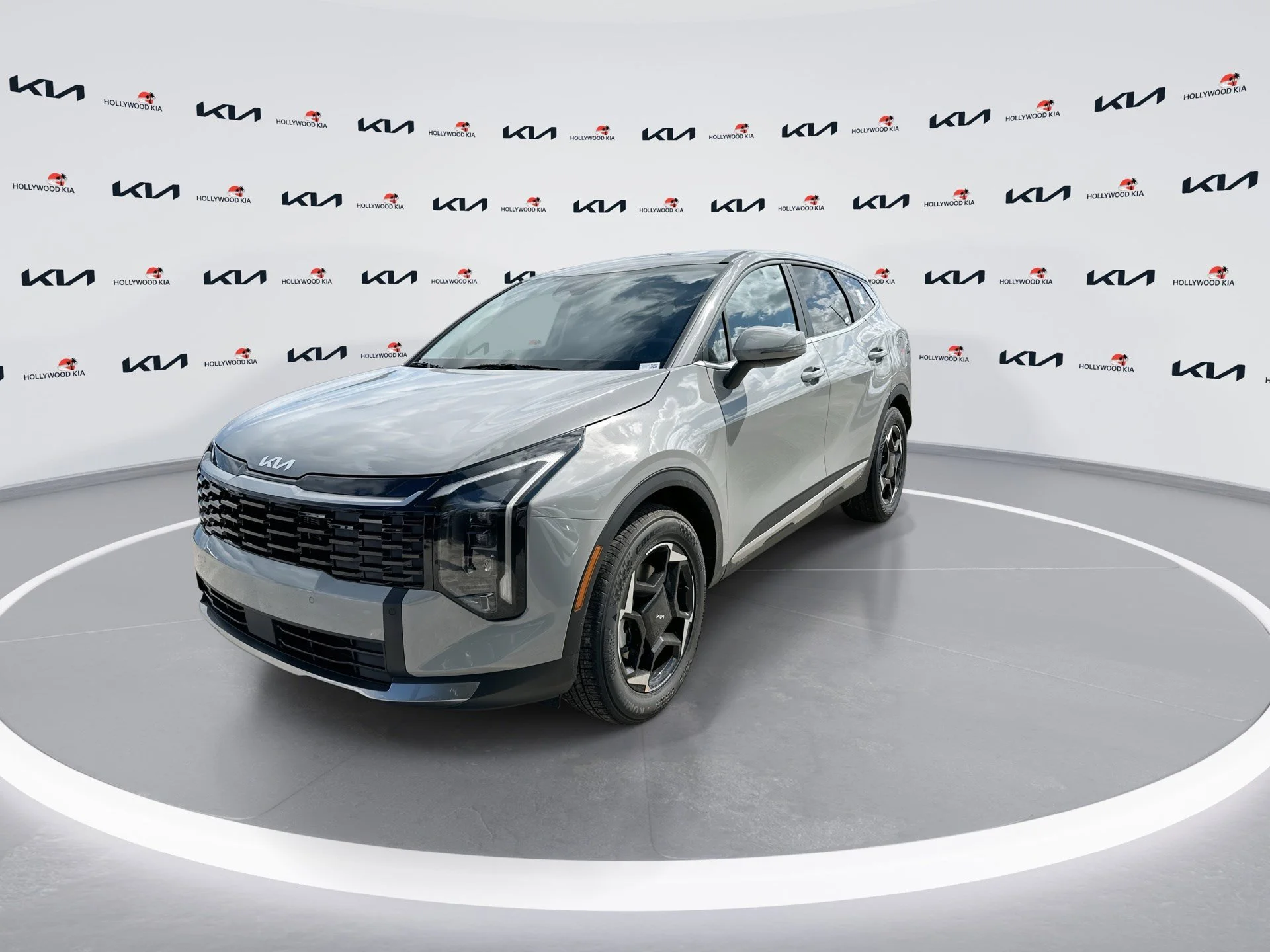 New 2026 Gravity Gray Kia EX image 4