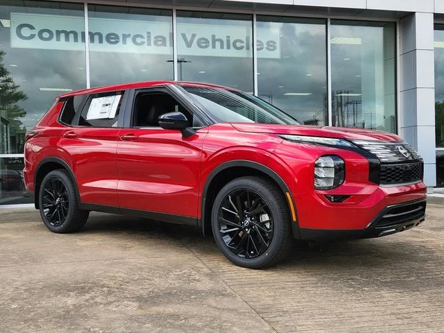 New 2026 Red Nissan SL image 4